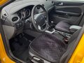 2011 Ford Focus II Рестайлинг, жёлтый, 400000 рублей - вид 7