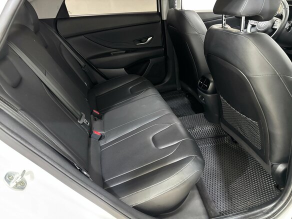 2023 Hyundai Elantra VII (CN7) Рестайлинг, белый - вид 14