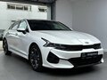 2020 Kia K5 III, белый, 2390000 рублей - вид 2