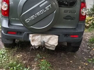 2014 Chevrolet Niva I Рестайлинг, серый, 750000 рублей, вид 4