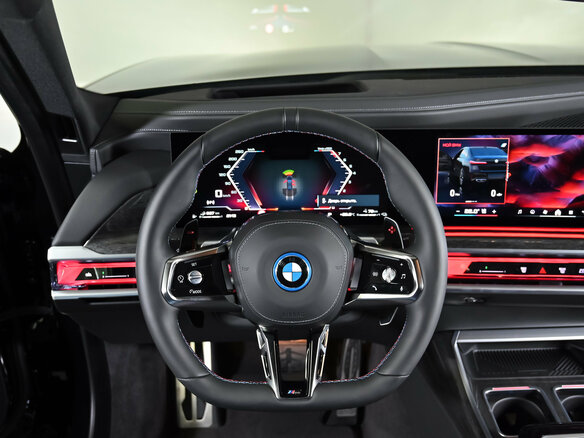 2023 BMW 7 серии M760e xDrive VII (G70), чёрный, 24000000 рублей - вид 25