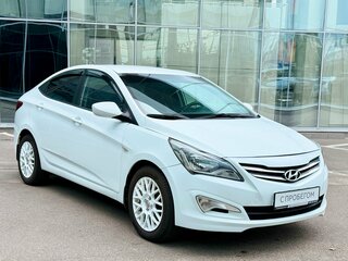 2016 Hyundai Solaris I Рестайлинг, белый, 687000 рублей, вид 3