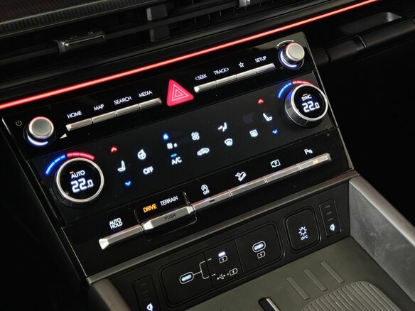 2024 Hyundai Santa Fe V (MX5), чёрный, 4714281 рублей - вид 22