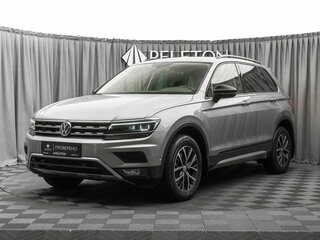 2018 Volkswagen Tiguan II, серебристый, 2995000 рублей, вид 1