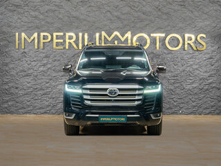 2022 Toyota Land Cruiser 300 Series, чёрный, 8590000 рублей, вид 2
