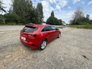 2019 Kia Ceed III, красный, 1600000 рублей, вид 3