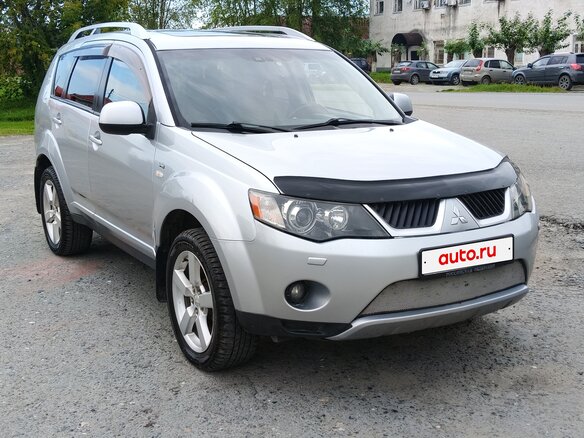 2008 Mitsubishi Outlander II, серебристый, 1255000 рублей - вид 3