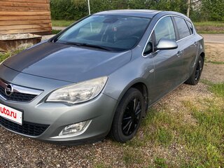 2011 Opel Astra J, серебристый, 680000 рублей, вид 2