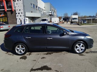 2011 Renault Megane III, серый, 680000 рублей, вид 4