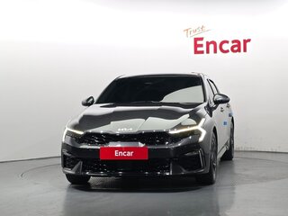 2024 Kia K5 III Рестайлинг, чёрный, 2395000 рублей, вид 2