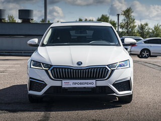 2022 Skoda Octavia IV (A8), белый, 2487000 рублей, вид 2