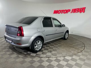 2013 Renault Logan I Рестайлинг, серый, 485000 рублей, вид 4