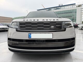 2025 Land Rover Range Rover P615 MHEV Long V, серый, 34950000 рублей, вид 2