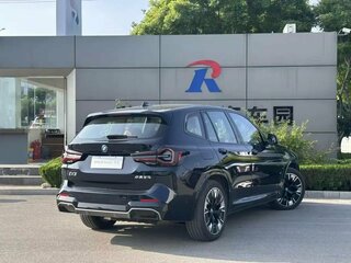 2025 BMW iX3 I (G08) Рестайлинг, чёрный, 5990000 рублей, вид 2