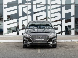2018 Hyundai Solaris II, чёрный, 1414999 рублей, вид 3