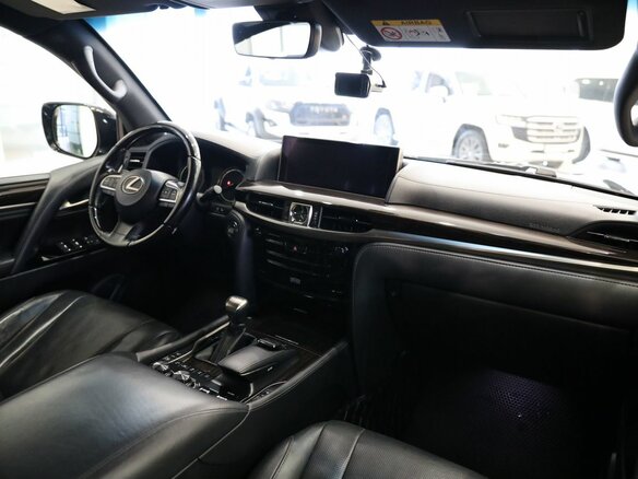 2020 Lexus LX 570 III Рестайлинг 2, чёрный, 12500000 рублей - вид 9