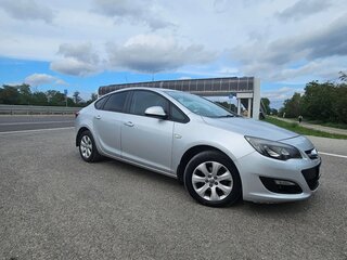 2015 Opel Astra J Рестайлинг, серебристый, 815000 рублей, вид 5