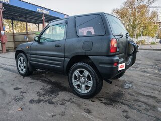 1996 Toyota RAV4 I (XA10), красный, 380000 рублей, вид 4