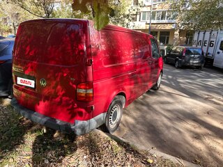 2008 Volkswagen Transporter, красный, 900000 рублей, вид 3