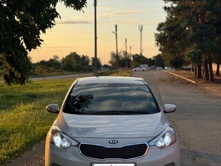 2014 Kia Cerato III, серебристый, 1320000 рублей, вид 3