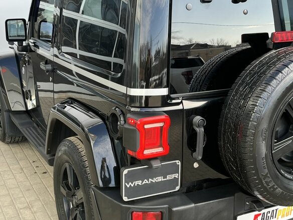 2011 Jeep Wrangler III (JK), чёрный - вид 18