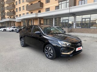 2024 Lada (ВАЗ) Vesta I Рестайлинг (NG), чёрный, 1560000 рублей, вид 2