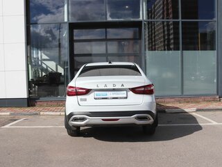 2024 Lada (ВАЗ) Vesta Cross I Рестайлинг (NG), белый, 1239000 рублей, вид 4
