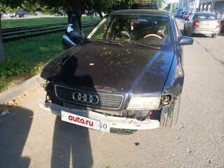 1996 Audi A4 I (B5), синий, 190000 рублей, вид 1