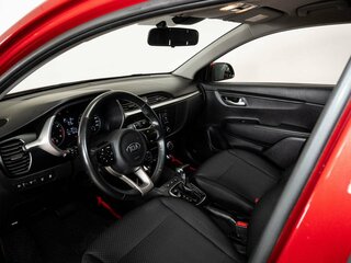 2021 Kia Rio X IV Рестайлинг, красный, 1788000 рублей, вид 5