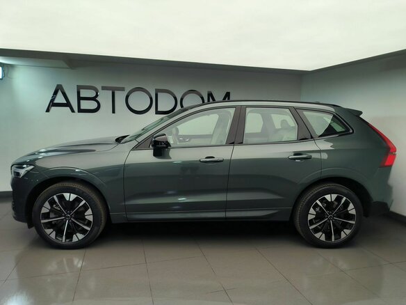 2026 Volvo XC60 II Рестайлинг 2, серый, 8600000 рублей - вид 5