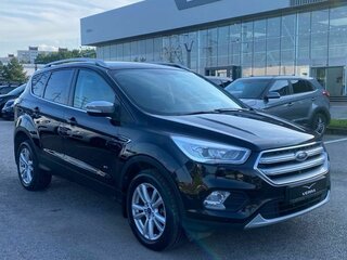 2018 Ford Kuga II Рестайлинг, чёрный, 1490000 рублей, вид 2