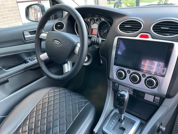 2008 Ford Focus II Рестайлинг, серебристый, 650000 рублей - вид 13