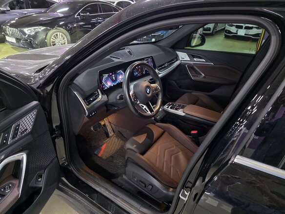 2023 BMW X1 18d sDrive III (U11/U12), чёрный, 4750000 рублей - вид 6
