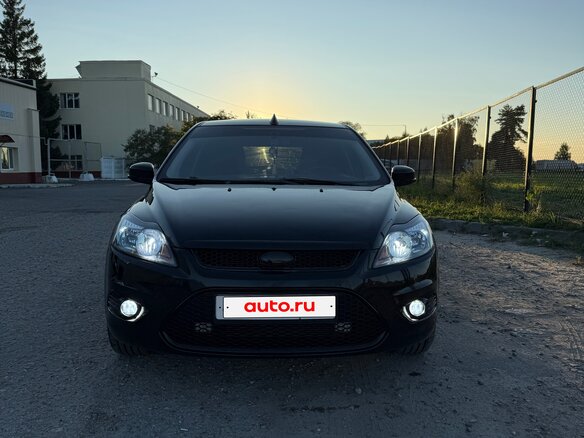 2009 Ford Focus II Рестайлинг, чёрный - вид 1