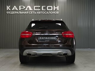 2015 Mercedes-Benz GLA 250 I (X156), коричневый, 1729000 рублей, вид 4