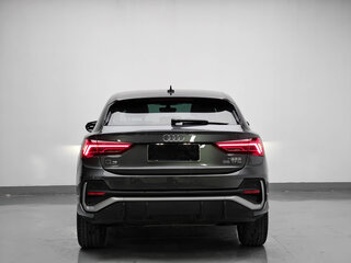 2023 Audi Q3 Sportback 35 TFSI MHEV II (F3), серый, 3116009 рублей, вид 5