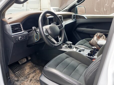 2023 Volkswagen Amarok II, белый, 5900000 рублей, вид 4