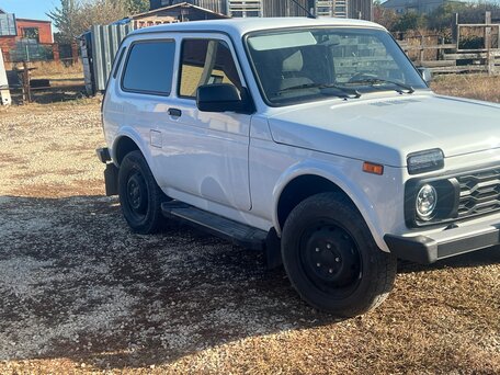 2024 Lada (ВАЗ) Niva Legend I, белый, 830000 рублей, вид 2