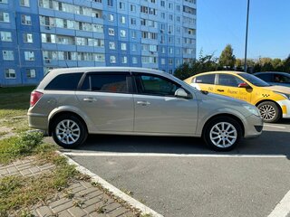 2011 Opel Astra H Рестайлинг, бежевый, 420000 рублей, вид 2