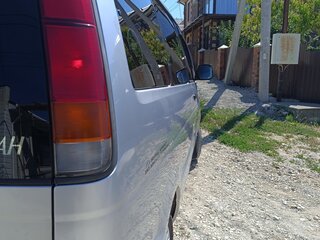 1997 Toyota Town Ace Noah III, серебристый, 850000 рублей, вид 5