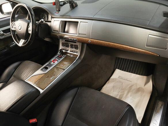 2014 Jaguar XF I Рестайлинг, чёрный - вид 8