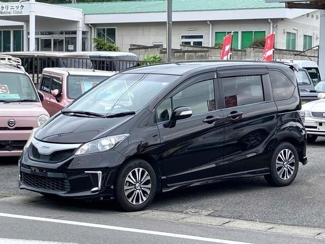 Открыть фотографии: Honda Freed I Рестайлинг 2