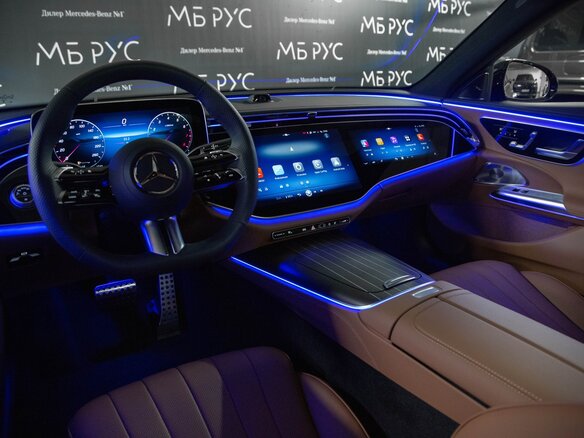 2026 Mercedes-Benz E-Класс 300 VI (W214, S214), серый - вид 13