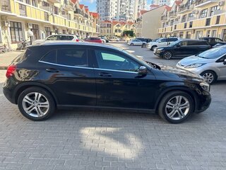 2014 Mercedes-Benz GLA 250 I (X156), чёрный, 2200000 рублей, вид 3