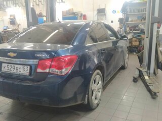 2011 Chevrolet Cruze I, синий, 415000 рублей, вид 3