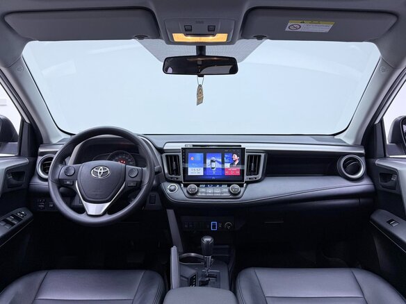 2018 Toyota RAV4 IV (XA40) Рестайлинг, белый, 1680000 рублей - вид 8