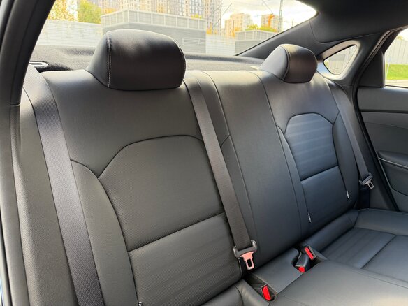 2026 Kia K3 II (China Market) Рестайлинг, чёрный, 1900000 рублей - вид 32