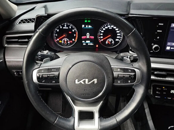 2022 Kia K5 III, серый - вид 8