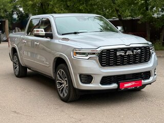 2026 Ram 1500 Crew Cab V Рестайлинг, серебристый, 10296000 рублей, вид 3