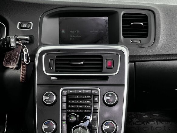 2016 Volvo V60 I Рестайлинг, серебристый - вид 14